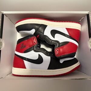 Nike Air Jordan 1 “CHI”